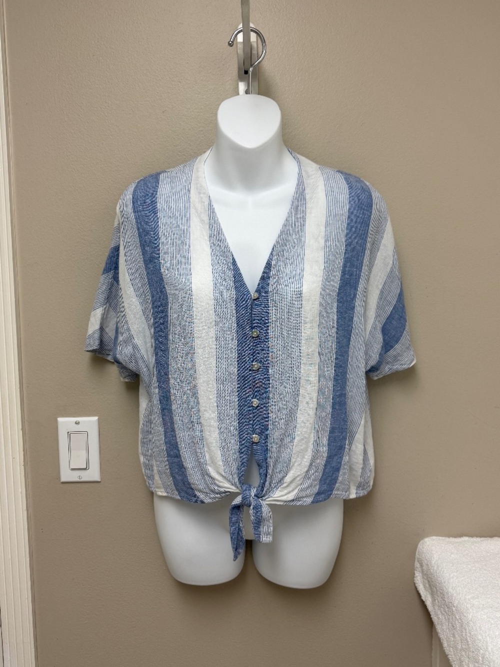 Rails Thea Striped Tie Front Top Linen Blend Blue Nevis Stripe Print Size XS
